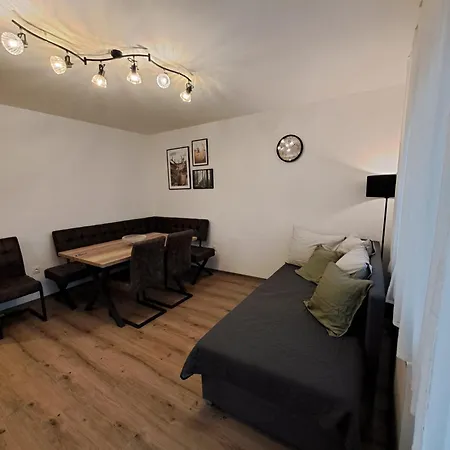 Hoisch Am Bauernhof Og *