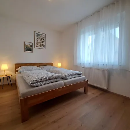 Hoisch Am Bauernhof Og Lejlighed Furnitz