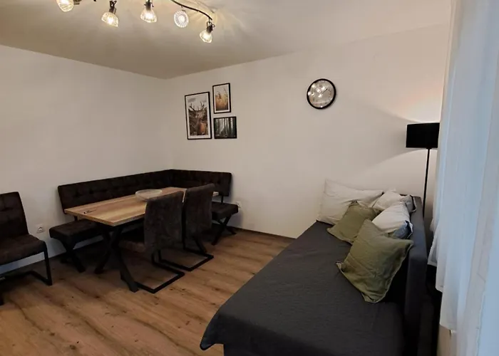 Hoisch Am Bauernhof Og *